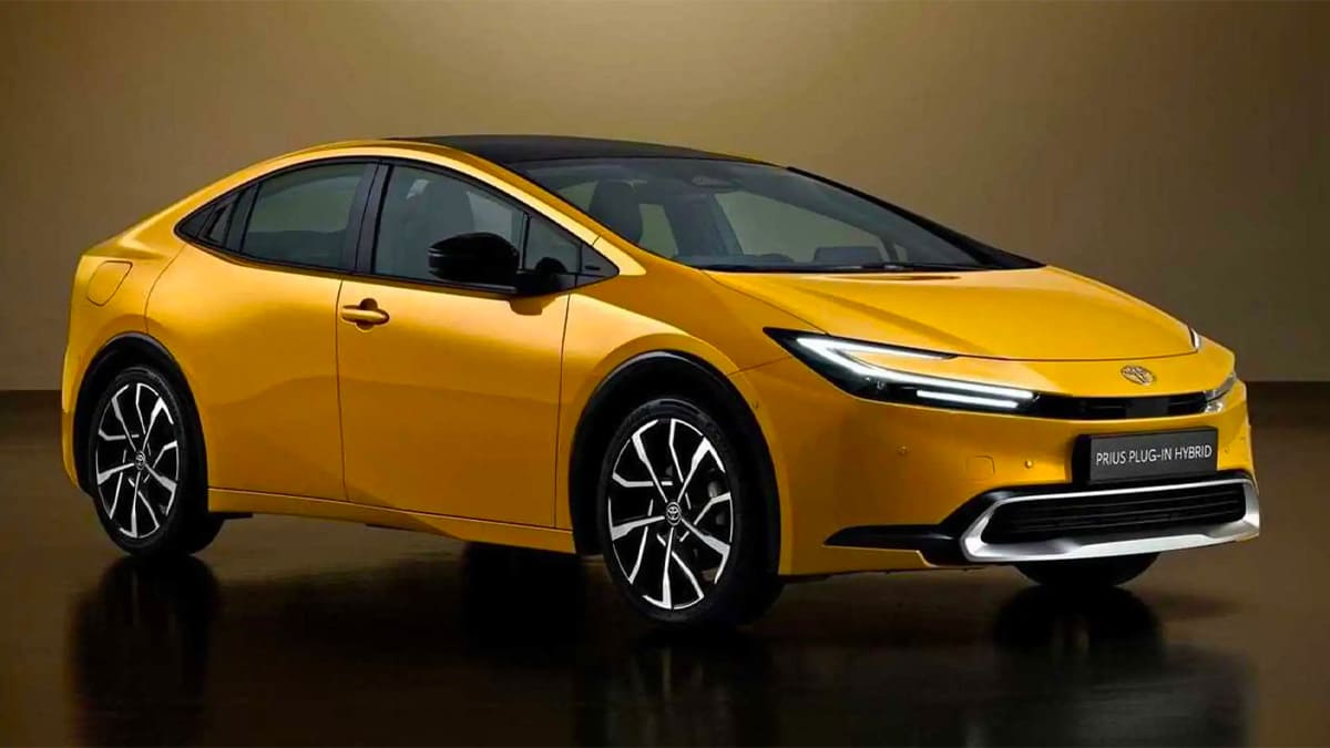 Toyota'nın Prius modeli en çevreci otomobil seçildi