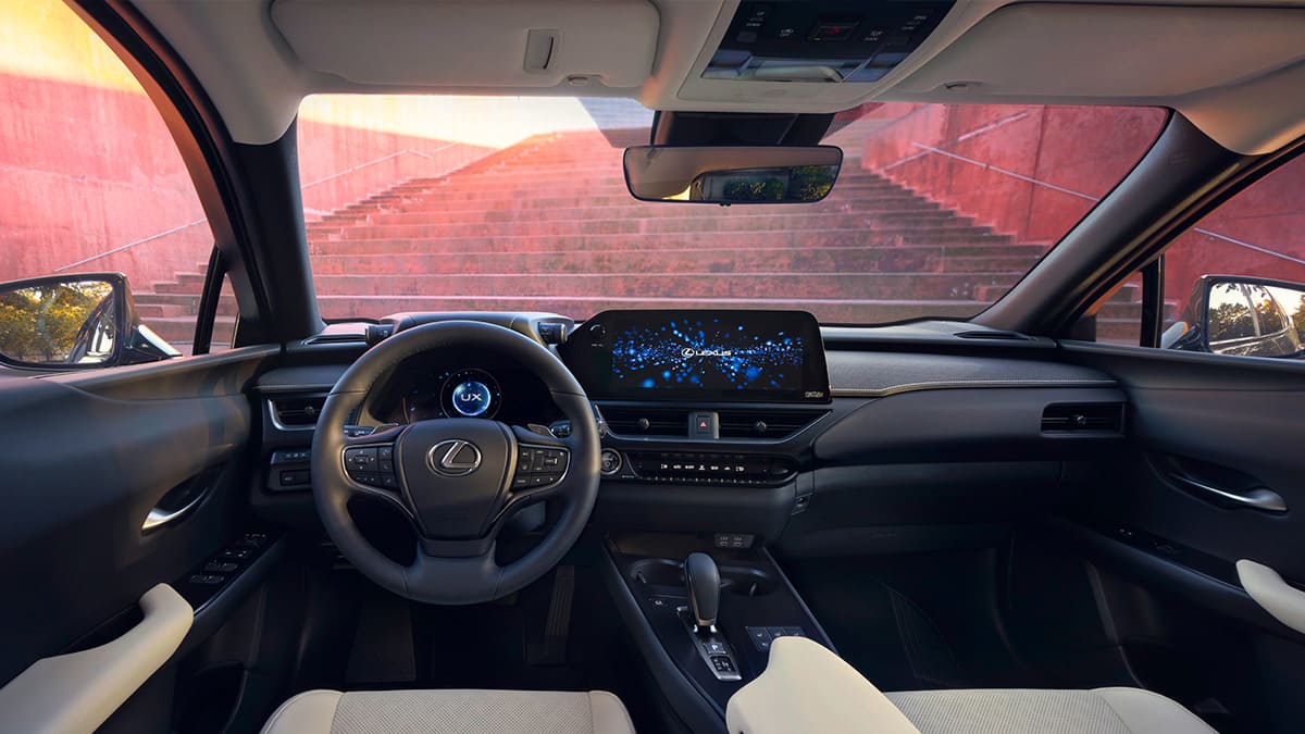 Lexus UX 300e fiyat