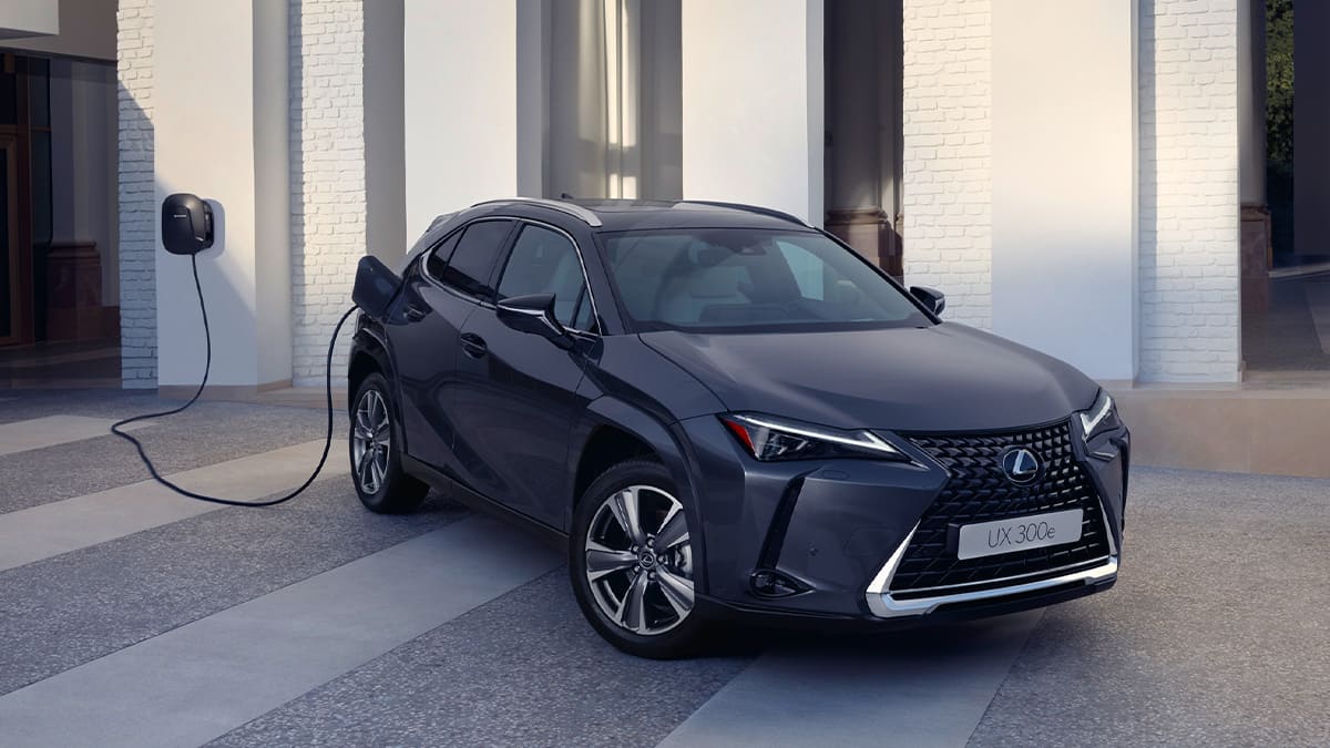 Lexus UX 300e özellikleri