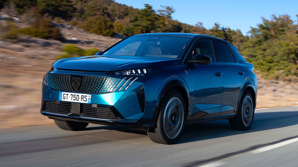 Yeni Peugeot 3008 ve E-3008 Eylülde Türkiye'de