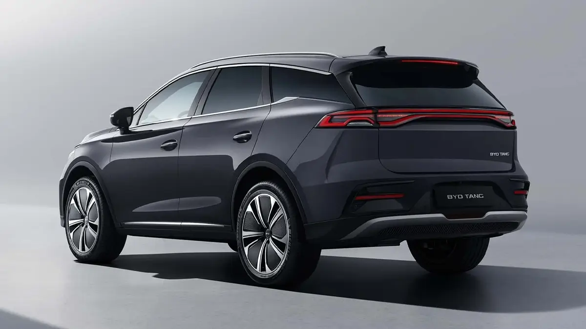2025 byd tang