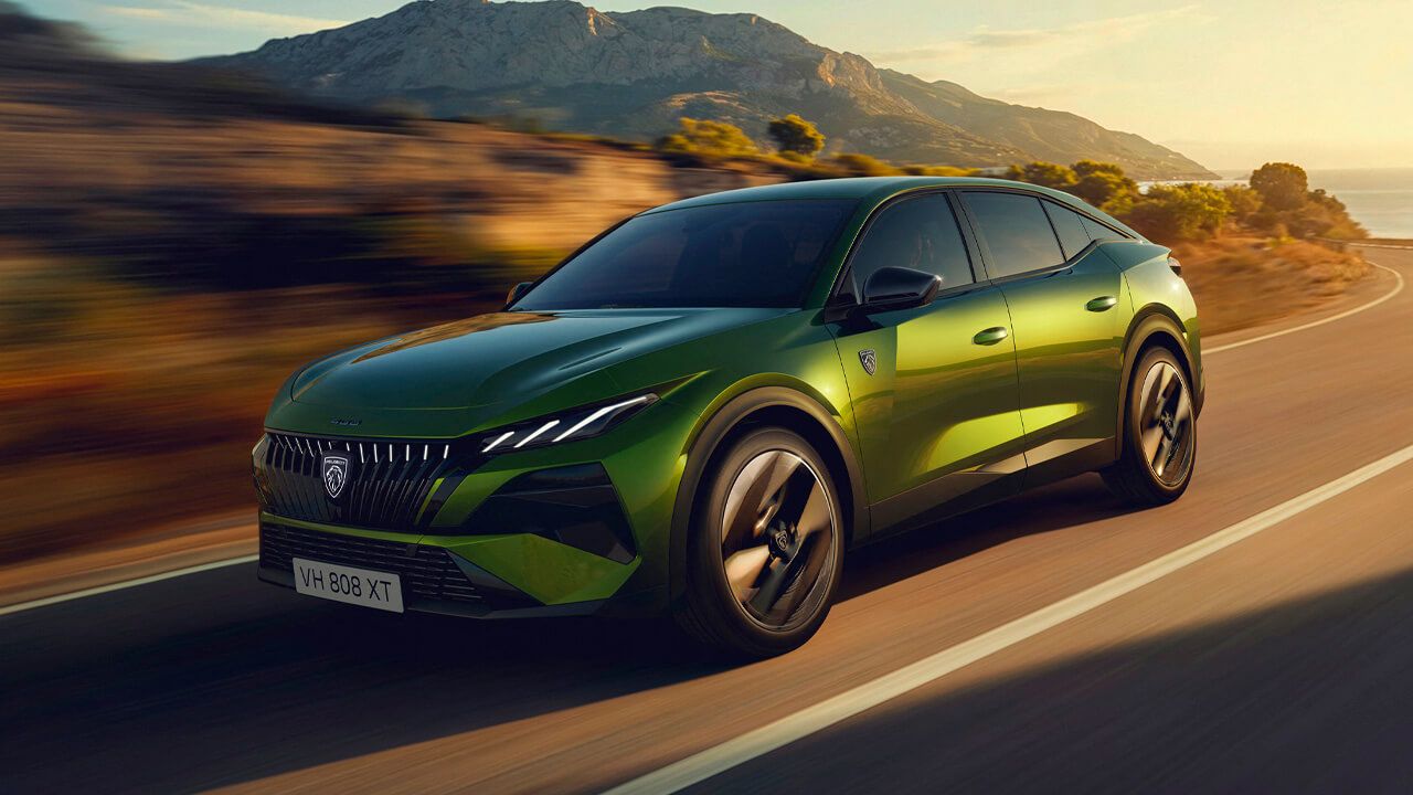 Makyajlı 2026 Peugeot 408 Tanıtıldı: "WOW" Etkisi ve Yeni E-408 Özellikleri